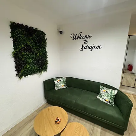 Apartment Sa Citycenter - Near Airport Shuttle Bus Station *